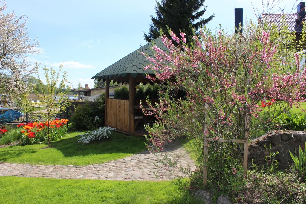 Augutes Zurlienes Apartamentai Hotel Trakai Kültér fotó